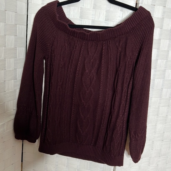 SOHO Wine Color Cable Knit Sweater SZ M - Picture 2 of 8